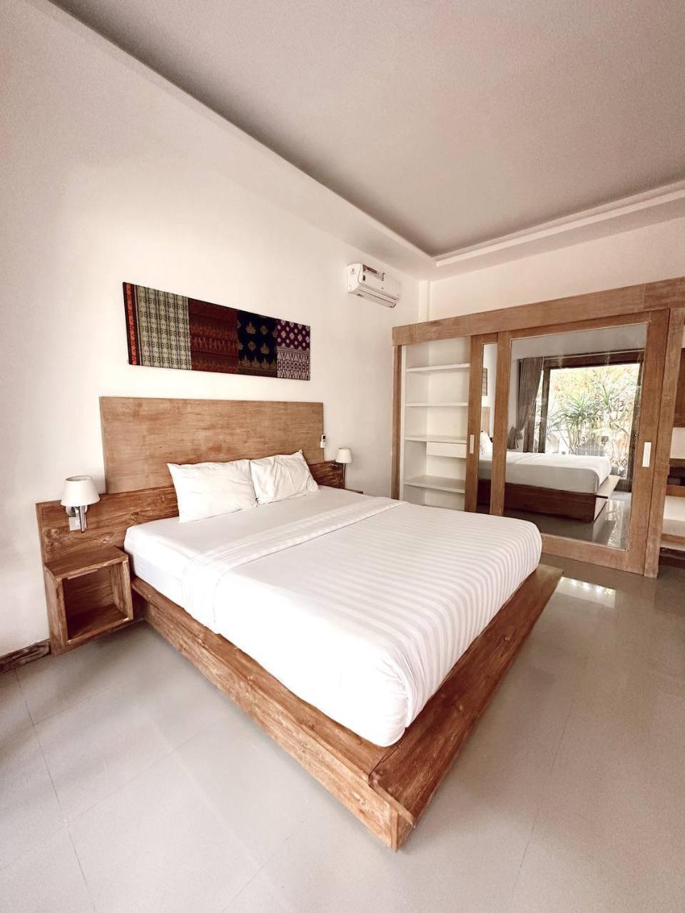 Hi5 Kuta Hotel Kuta  Cameră foto